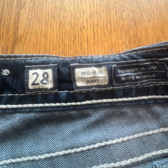 MISS ME Mid-Rise Boot Cut Embellished Jeans Whiskered Dark Wash Size 28 - Picture 6 of 12